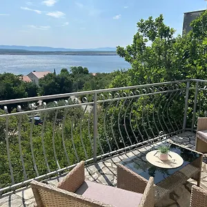  Apartman Tommi